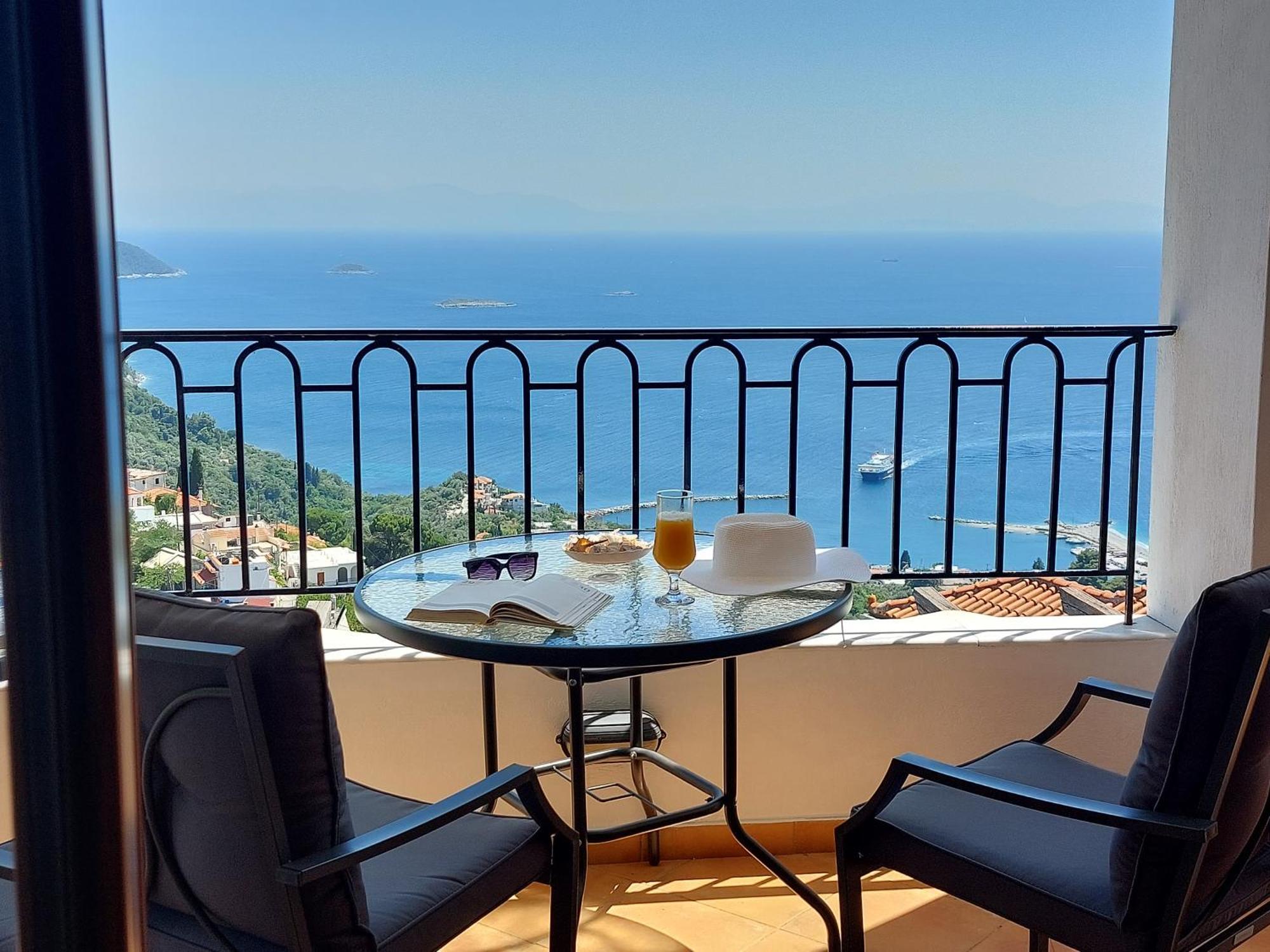 Horizon Studios With Sea View - Free Parking Glossa Exteriör bild